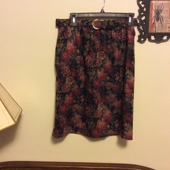 Sold - Picture 2 of 4